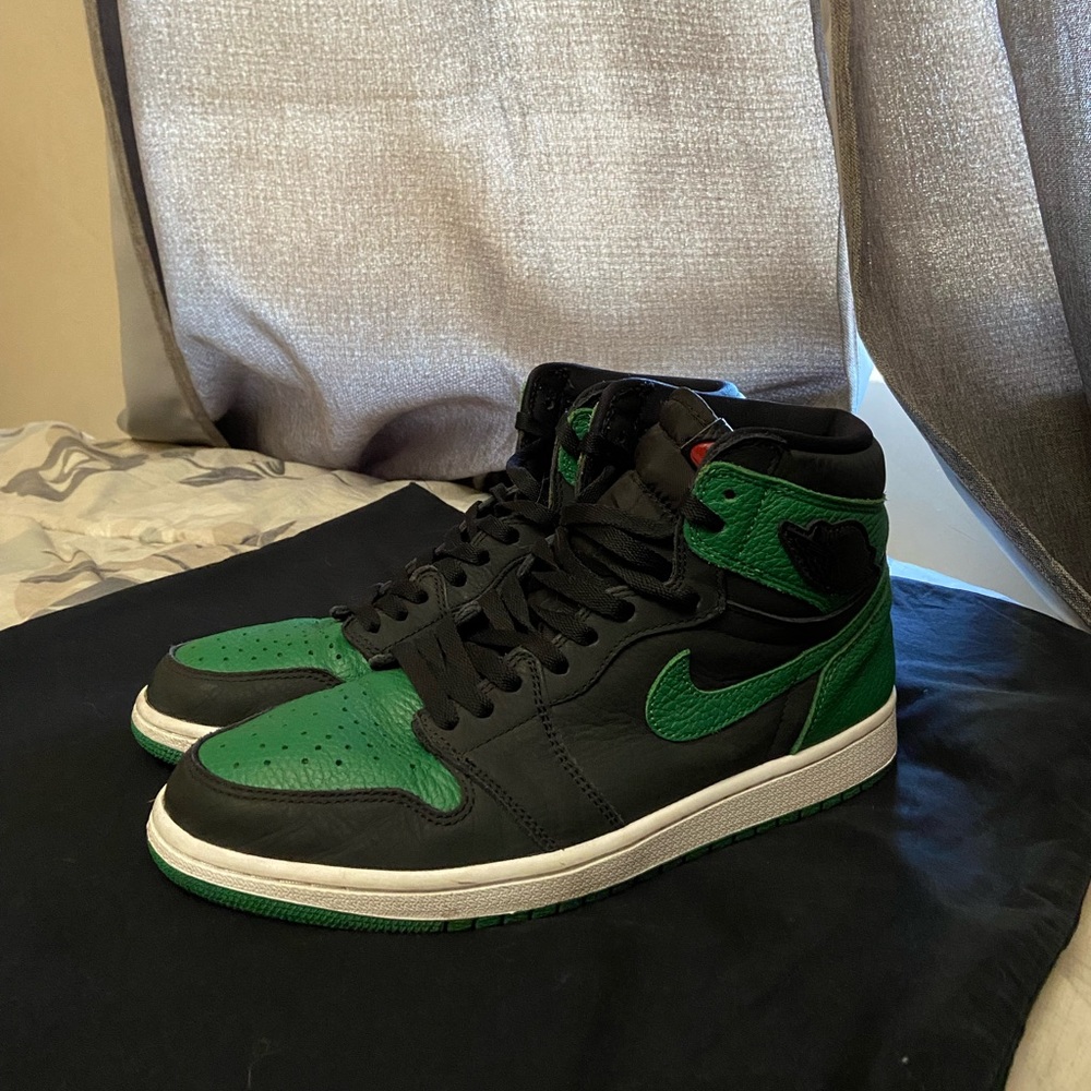 Jordan One - Pine Green 2.0 - Size 10.5